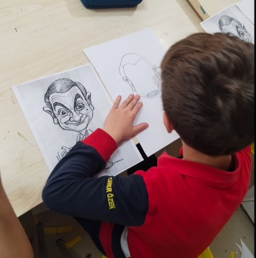 İlkokul Karikatür Kulübümüzde bugün Michael Jackson ve Mr. Bean çizdik ?✏️ Hem çok eğlendik hem de karikatür çizim yeteneklerimizi geliştirdik ??️✨
