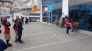 3-A sınıfı"SEK SEK "oynamayı çok seviyor...