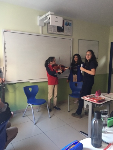 İngilizce Dersi 7/B Pause The Life 10 Minutes With Music