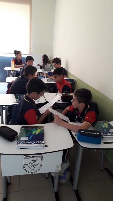 6/B KUR, English Class, Speaking Activity in Pairs