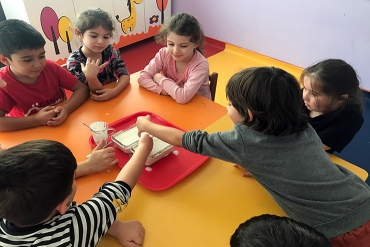 6 yaş A Grubu / Yoğurt Yapımı