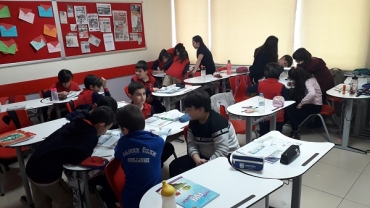 4A Native English . Communicative activity for improving speaking skill