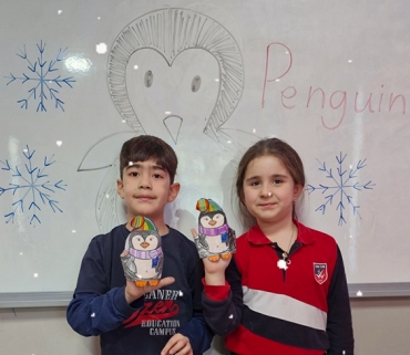 Practicing vocabulary through arts and crafts helps us learn new words by describing our creations. #EnglishIsFun