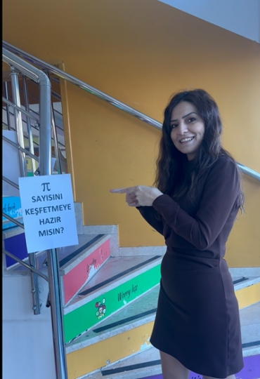 14 Mart Dünya Pi Günü kutlu olsun! Mutluluğunuz ve neşeniz, Pi sayısı gibi sonsuzluğa uzansın. ??