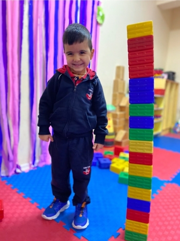 Standart olan ve standart olmayan ölçü birimlerimizi öğrendik. Ardından ‘Kaç Lego Boyundayım’ etkinliğimizi yaparak pekiştirdik.
