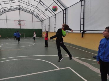 Çocuklarımız toplu takım sporlarından voleybol ile tanıştı