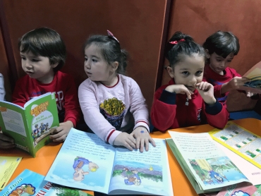 5 Yaş / Kütüphane Ziyareti