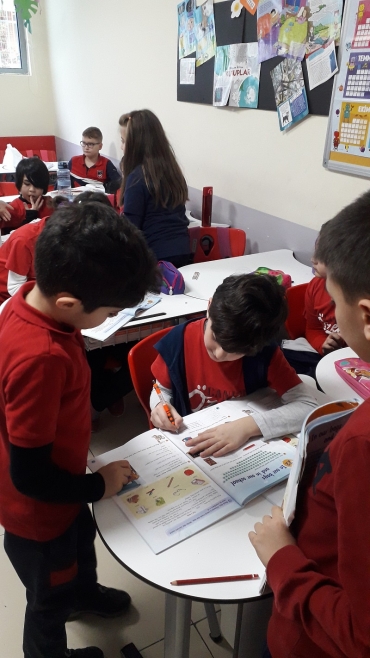 Native English. 3A class. An interactive activity to promote speaking