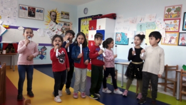 Mikrofon / 6 Yaş