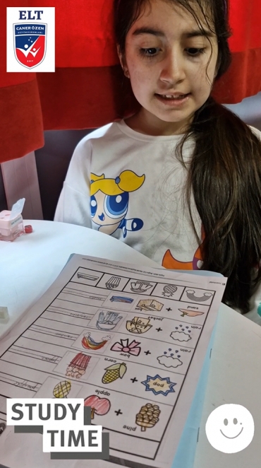 Compound Words Activity helps students understand how compound words are created and what they mean. #EnglishIsFun