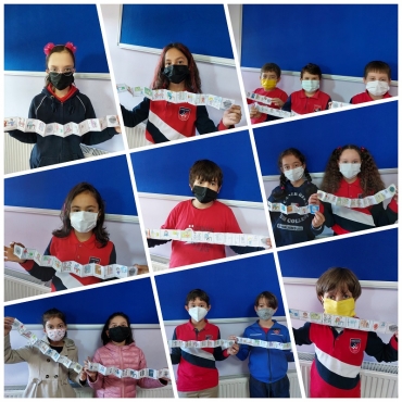 4/A ve 4/B sınıfı ile 'Classroom Rules' konumuz için her an yanımızda taşıyabileceğimiz kurallar çizelgesi hazırladık