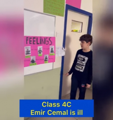 Two other students from class 4C have presented their feeling expressed in a poster made by themselves. Thanks a lot.
