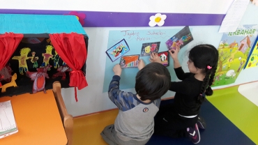 Tiyatro Posterleri ve Minik Skeçler / 6 Yaş