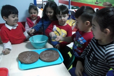 Anaokulu / Pasta Yapalım ...