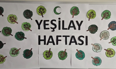 Yeşilay haftası kapsamında öğrencilerimiz etkinlik yaparak birlikte pano hazırladılar.