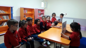 6 yaş B grubu / Hikaye kitabı görseli okuma