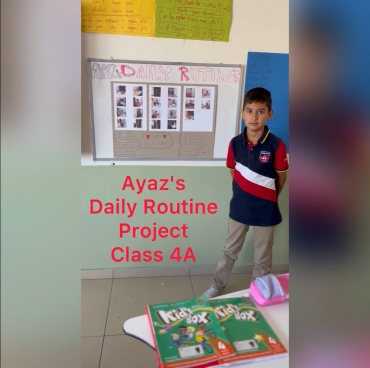 In Class 4A, a Speaking activity was done by analysing a "daily routine" project through questions and answers.