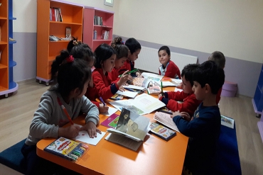 6 yaş B grubu / Hikaye kitabı görseli okuma