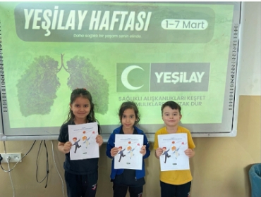 Anaokulu ve İlkokul kademelerinde, Yeşilay Haftası kapsamında öğrencilerimizle birlikte bilinçlendirici ve keyifli bir etkinlik gerçekleştirdik. Yeşilay’ın bağımlılıklarla mücadele konusundaki çalışmalarını konuşarak; sağlıklı yaşamın, doğru alışkanl