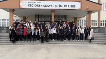 “Sadece ders değil, hedef de kazandırıyoruz. LGS grubumuz ile Keçiören Sosyal Bilimler Lisesi gezimizden bazı kareler…”