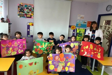 6 Yaş A grubu / Made a Fruit Poster
