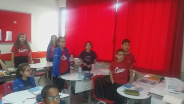 4/A Sınıfı öğrencilerinden Madenler şiiri. Madenler konusunu şiirimiz ile daha kalıcı hale getirdik.